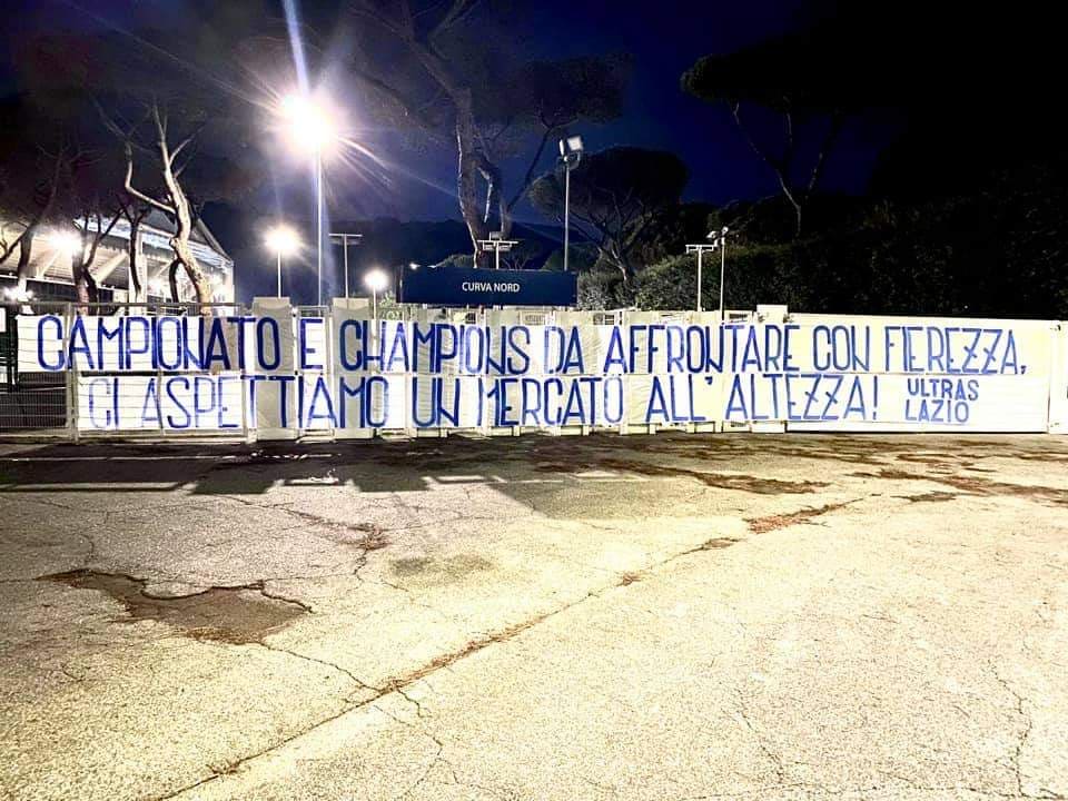 Striscione dei tifosi della Lazio