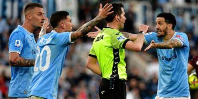 Lazio Torino, l'arbitro Ghersini declassato in Serie B